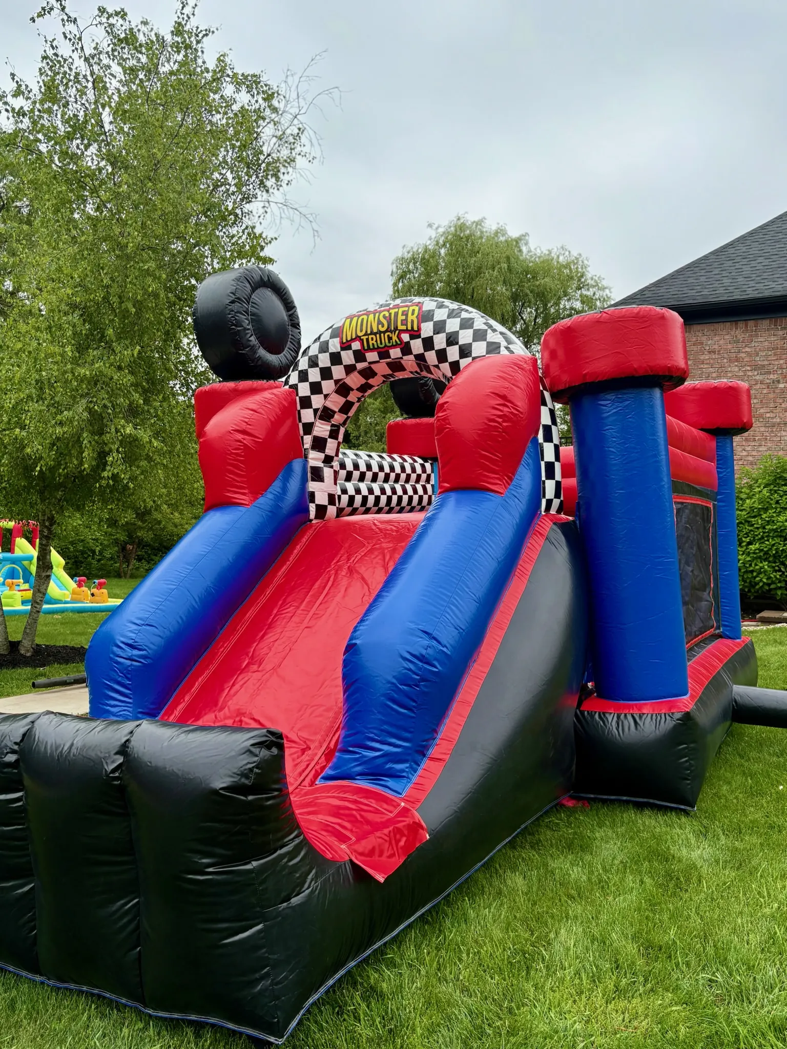Fast Track Racer Bounce & Slide